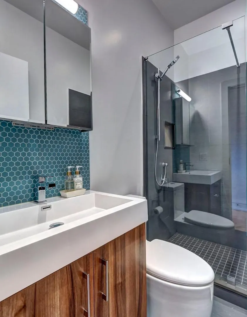 301 Augusta Apartment Toronto 0*,  Canada